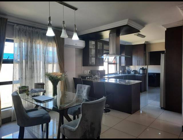 3 BEDROOM TOWNHOUSE FOR SALE IN VANDERBIJLPARK SW 5